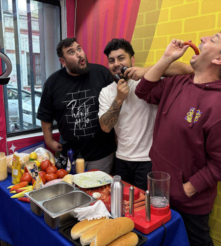 ¡Celebramos el Día del Completo con un torneo en vivo! Otakin nos enseñó su receta perfecta